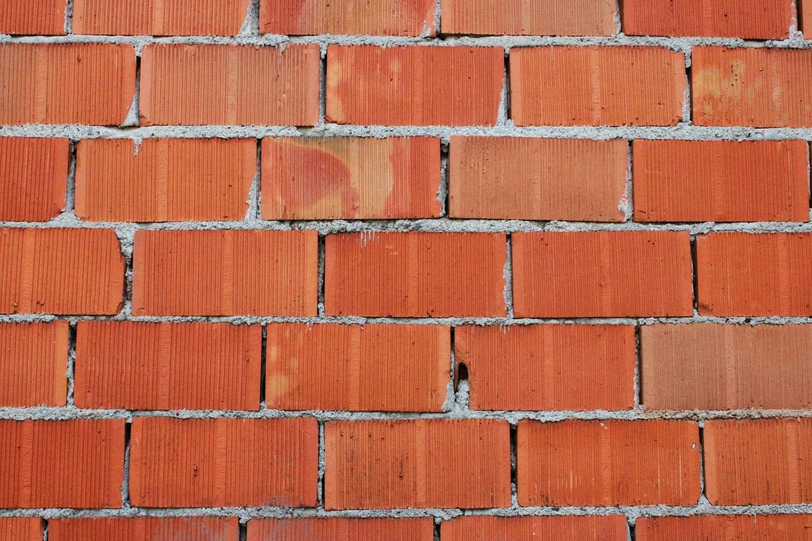 Brique monomur : performances thermiques et avantages constructifs