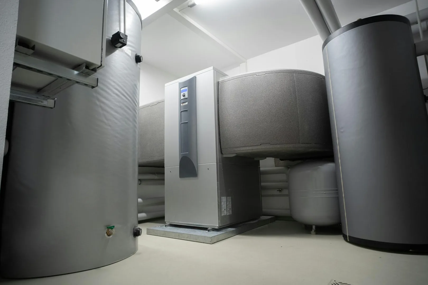 Chauffe-eau thermodynamique : COP, installation et economies