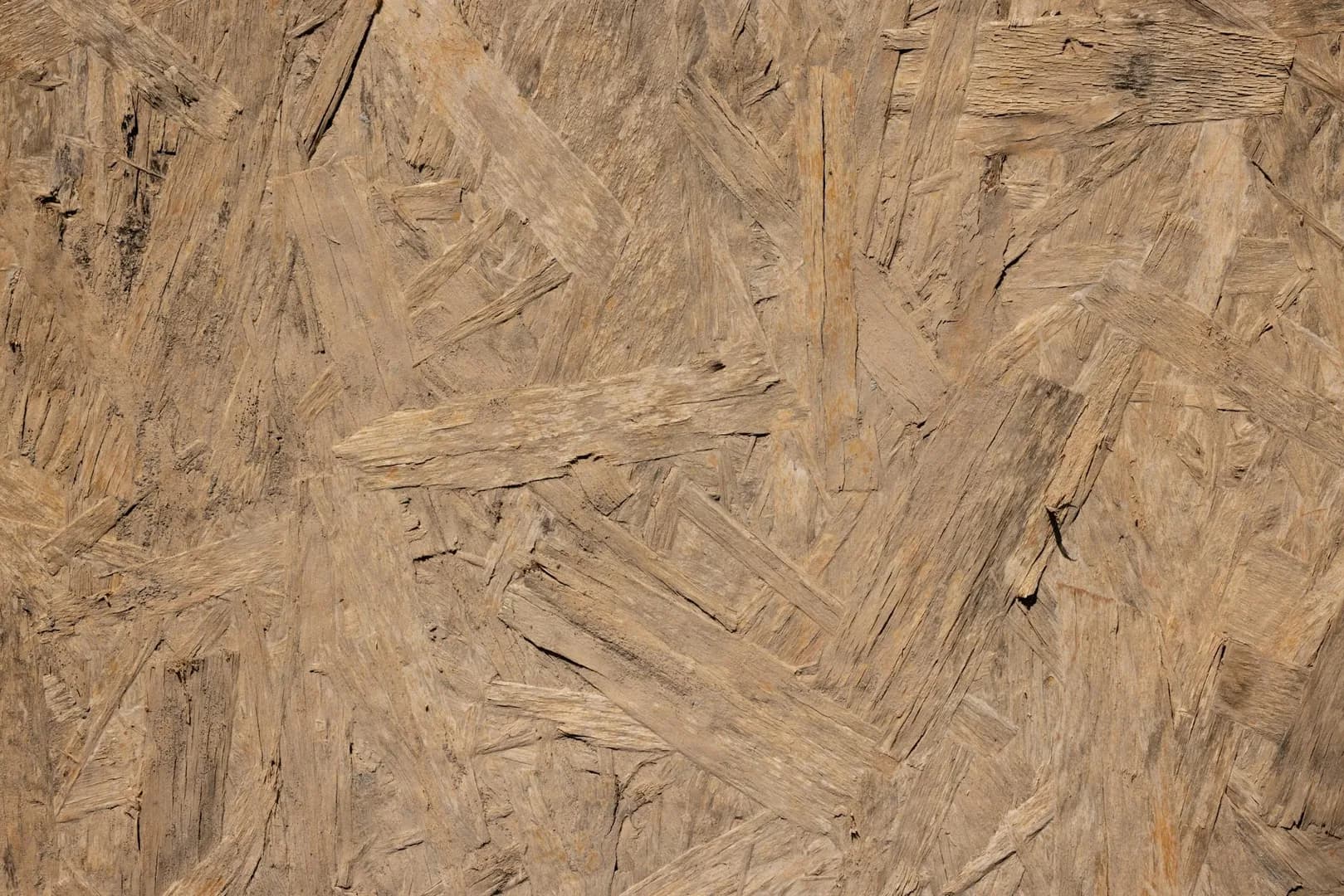 Fibre de bois isolant : panneaux, rouleaux et vrac pour une isolation performante